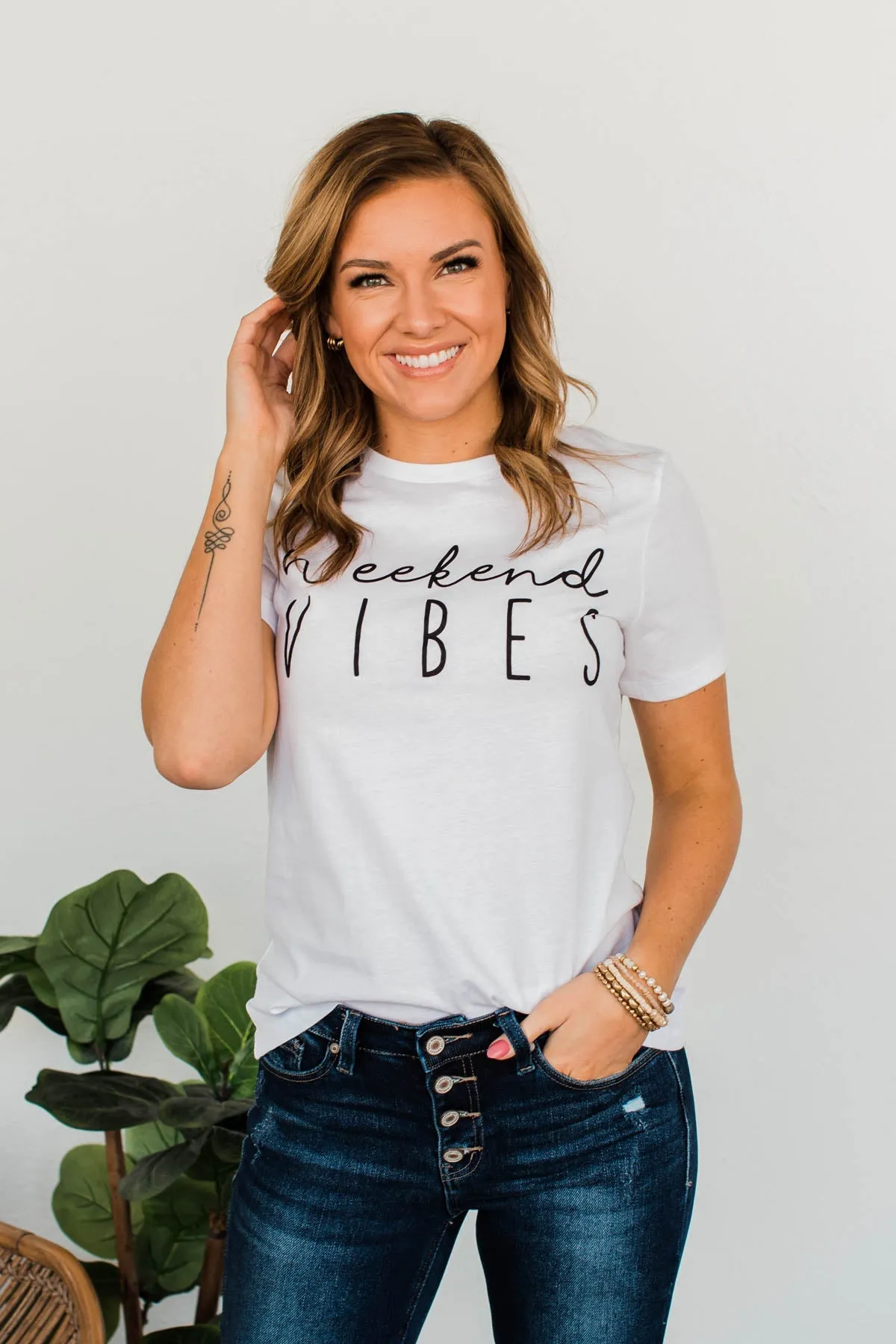 "Weekend Vibes" Graphic Tee- Ivory