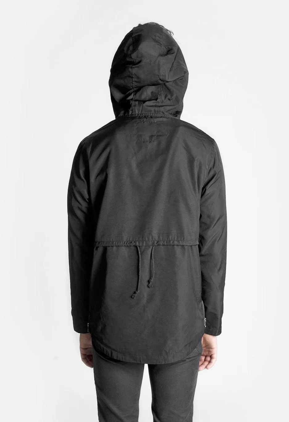 Torpedo Pocket Anorak Pullover Windbreaker Jacket in Midnight Black